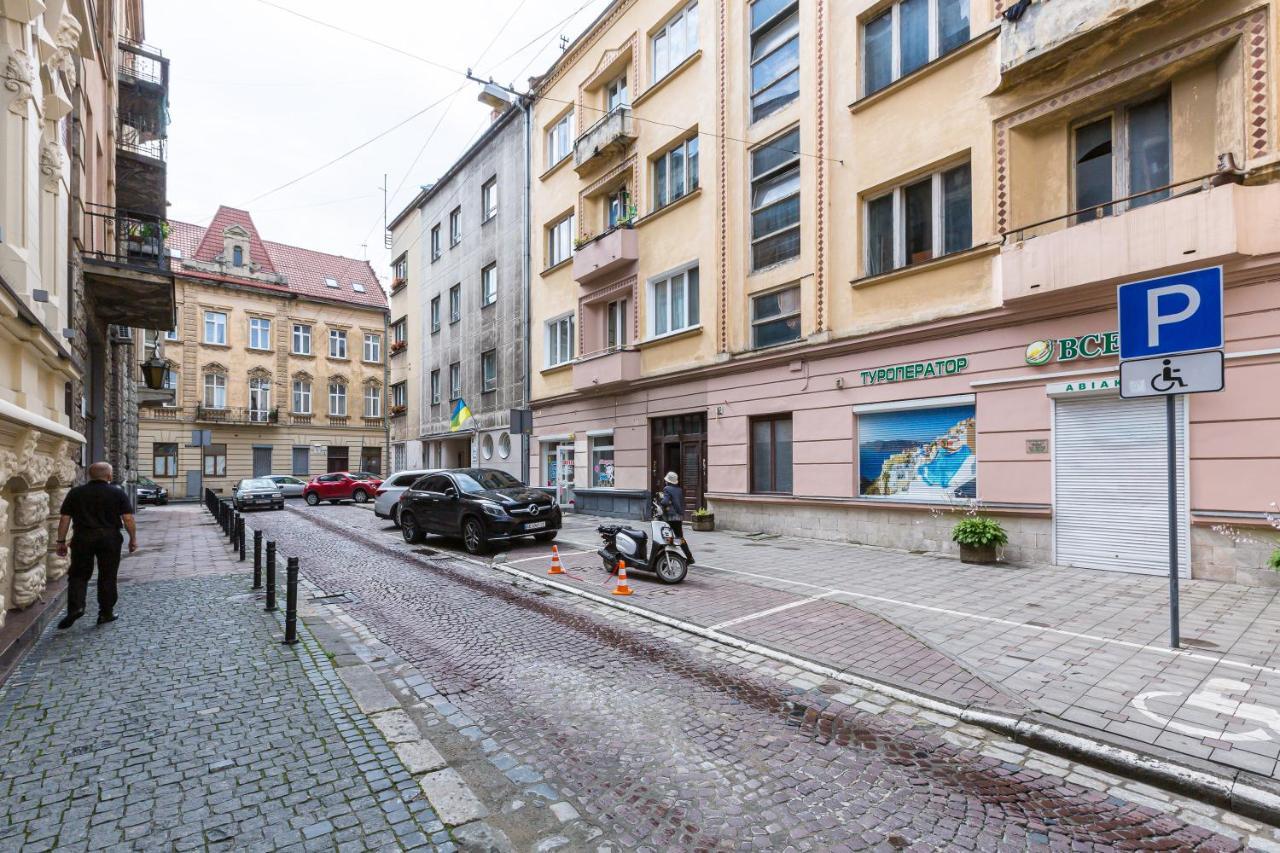 Сучасна Квартира У Львові Вулиця Дарії Гусяк 9 Lviv Exterior foto